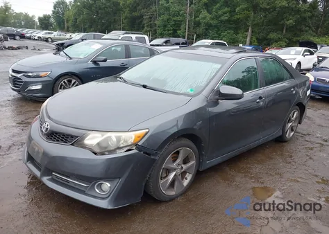 2012 Toyota Camry Se/Xle z USA, uszkodzony, nr VIN 4T1BK1FK6CU019498